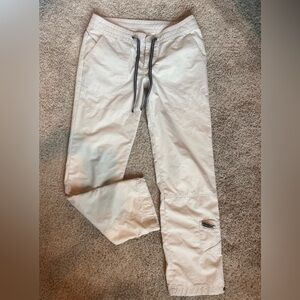 Columbia Women’s Cream Cargo Pants